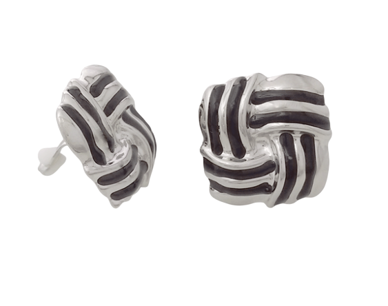 Silver Vintage Style Clip On Earrings in a Classic Knot Design - Click Image to Close